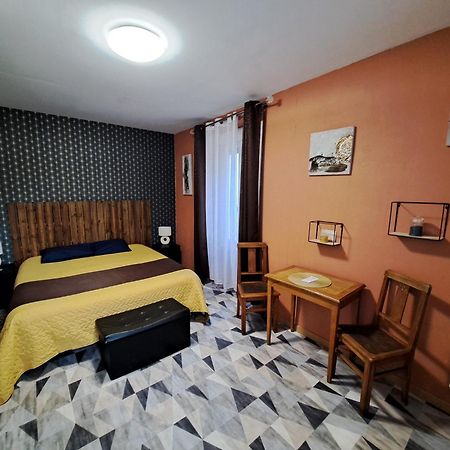 Hotel Le Bearn Bagneres-de-Bigorre Ngoại thất bức ảnh